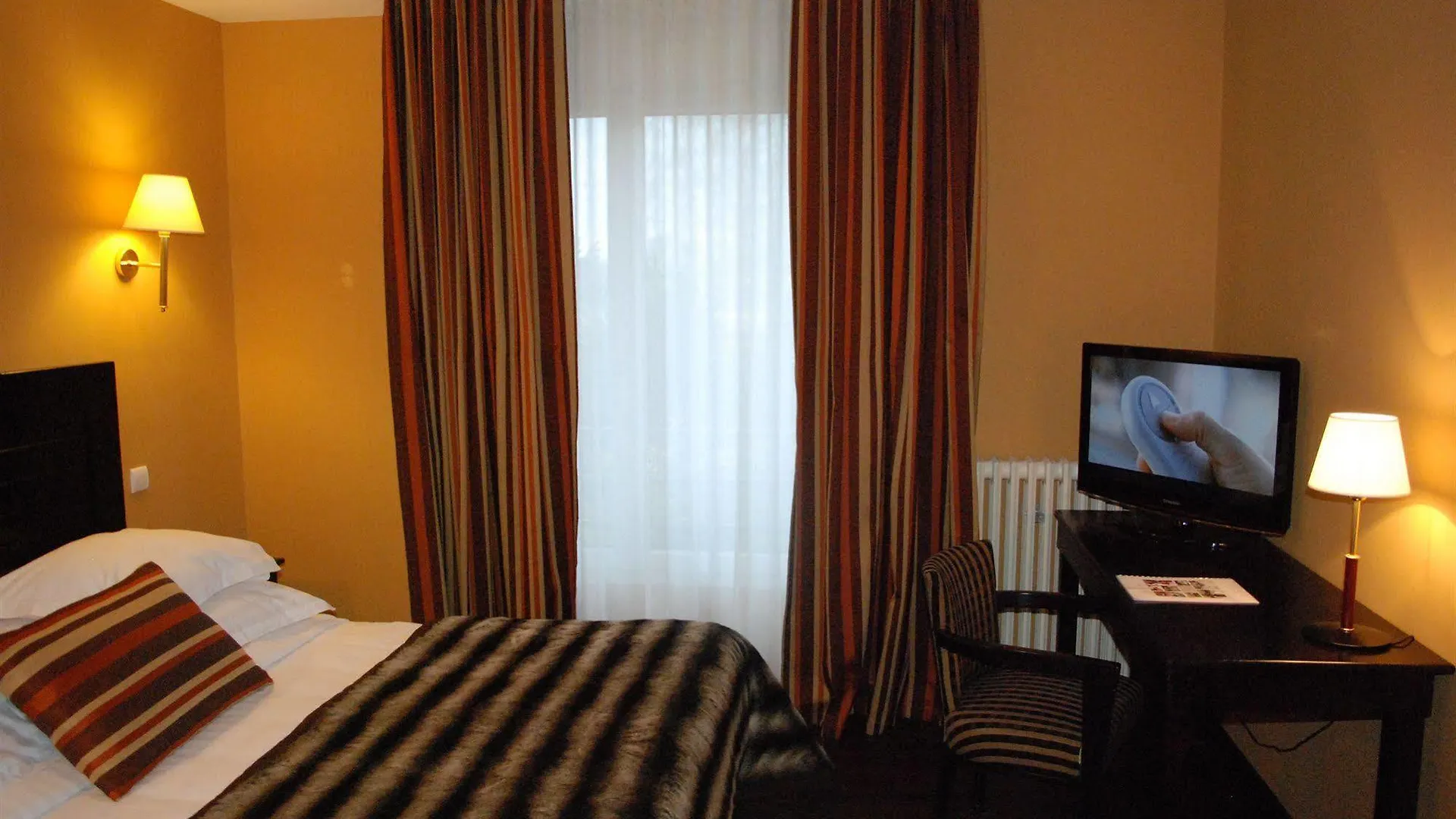 Hotel Ariane & Spa Pontorson 3*,  France